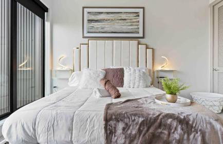 NEW! ChateauOasis PenthouseViews KingBed - Foto 7