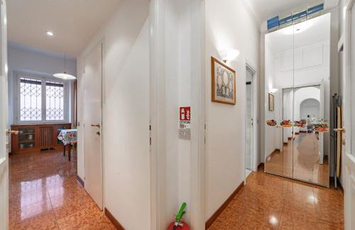 4 Min from Porta Genova Station with Whirlpool - Foto 10