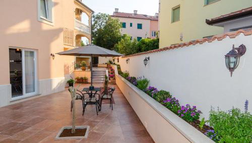 Apartments Villa Amfora - Foto 5, Garden view