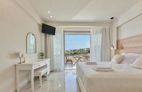 New cozy apartments in Crete Coast with pool and dining area - Photo 15
