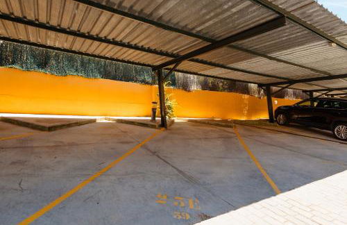 Modern beachside Penthouse with amazing sea views in Costabella, Marbella - Photo 26