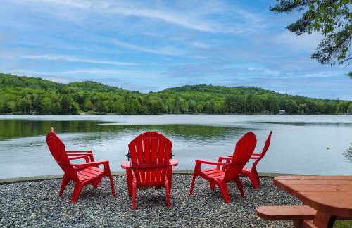Lakefront Home with Seasonal Dock in Limerick! - Foto 34