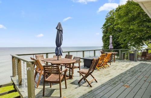 Sunset Haven - Lakeside Retreat in GOTL - Foto 3