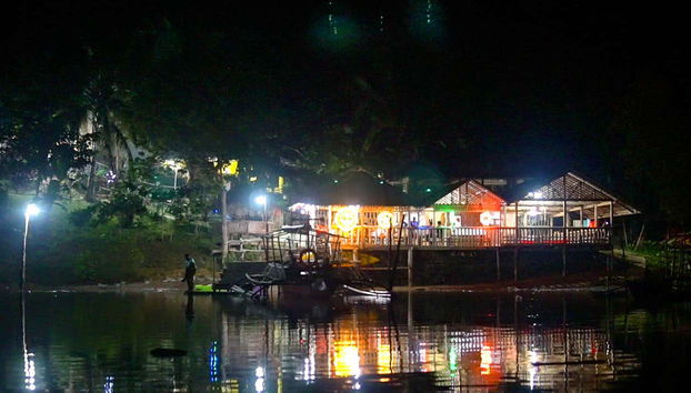 Preparados para começar o passeio de barco