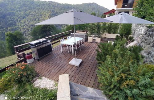 In the heart of nature with an unique view - Foto 21