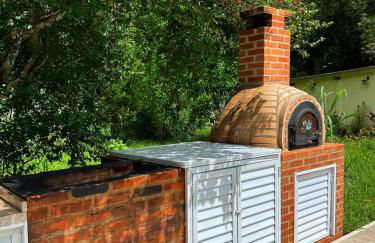 Ampla casa com piscina para família e amigos - Foto 35