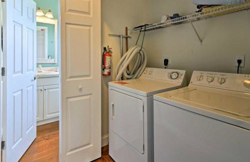 Walk to Shore: Holmes Beach Home w/ Pool & Hot Tub - Foto 12