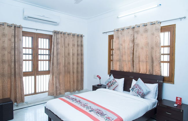 OYO 11064 Home Elegant 3BHK Villa Near Hiran Magri - Photo 5