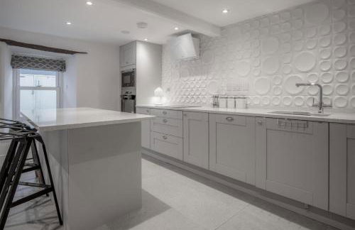 Caleb's Cottage - 4 Bedroom Cottage - Solva - Photo 7