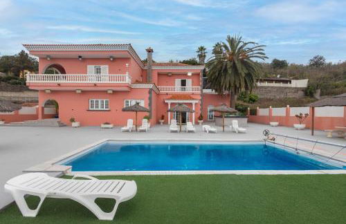 4BR Chalet El Romero-Private Pool, Barbecue & Chill - Foto 1