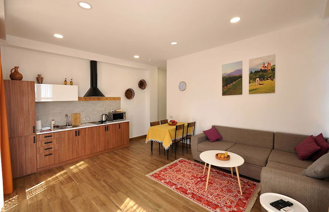 BFG Suites Apartments - Photo 7