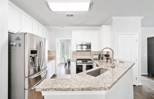 Relaxing home close Six Flag 21 miles to airport - Foto 10