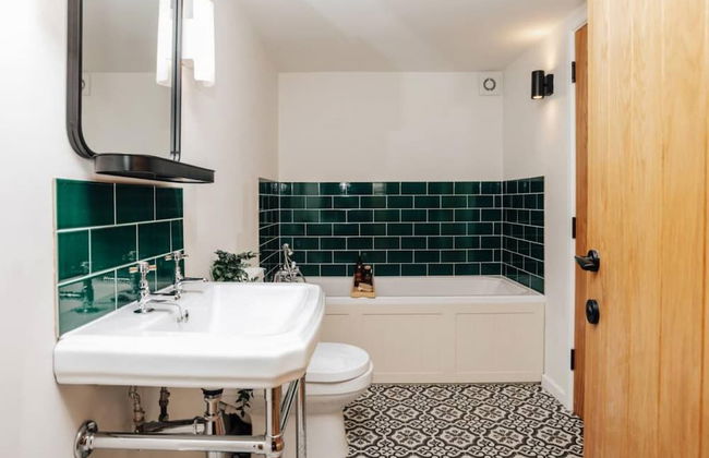 The Lakeside Viewing Gallery - From 900 Per Night - Foto 27