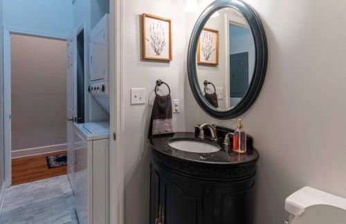 Jolene's Hideout - Noise Notice Wed-Sun - Foto 7