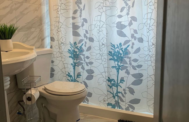 The Hennepin House-Private Yard &Parking - Foto 22