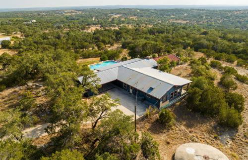 Legendary 3 Bedroom Estate with Pool & Hot Tub! - Foto 38