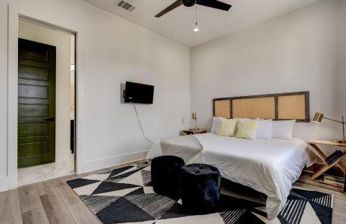 NOLA Modern Home Views of Superdome Jazz Fest - Foto 24