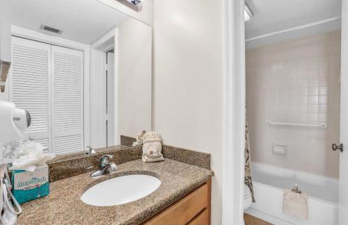 Spectacular Lanai Views - Photo 17