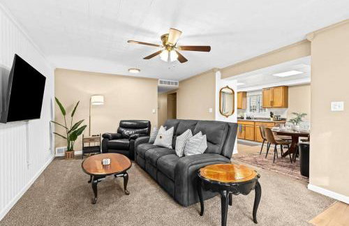 Cozy 3BR Home Friendly City of Hazel Park - Foto 16