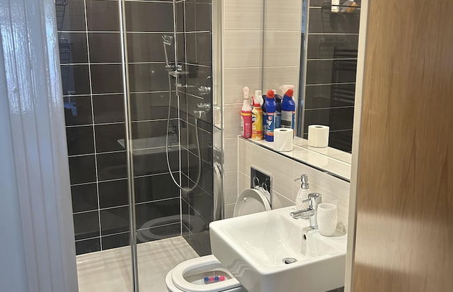 Inviting 2-bed Apartment in Bushey - Foto 15