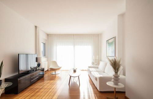 ATHENS RIVIERA Grand Panoramic Villa Lagonissi - Photo 9