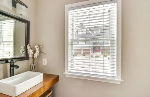 Water-View Deale Home Walk to Marina, Restaurants - Foto 11