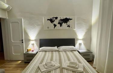 Modern Home near Hospital and City Center - Photo 27