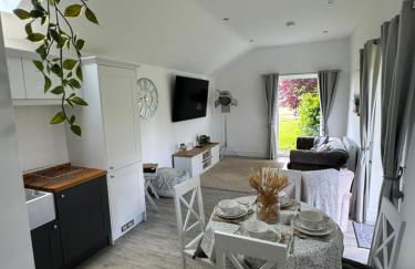 Boundary Stable - Foto 1