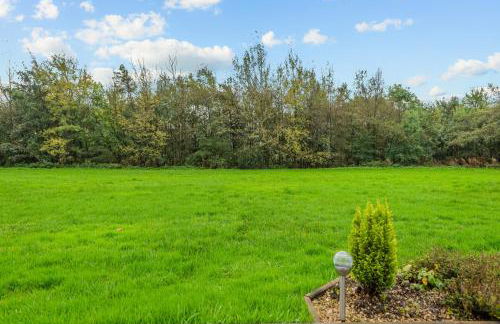 The Ploughman's Poet - Photo 42