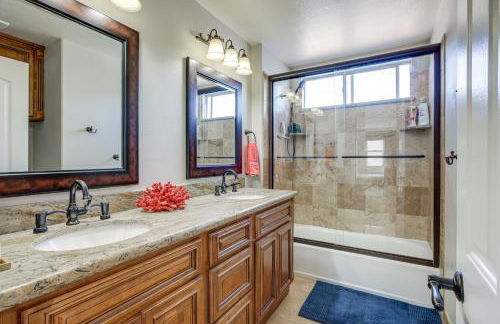 Large Las Vegas Home with Pool, Hot Tub and Game Room - Foto 22