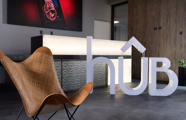 hUB Providencia - Photo 9