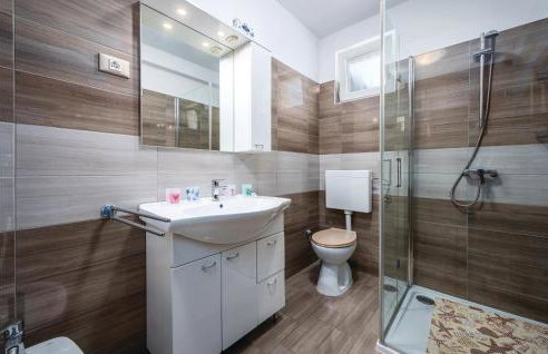 Gorgeous Home In Buje With Kitchen - Foto 25