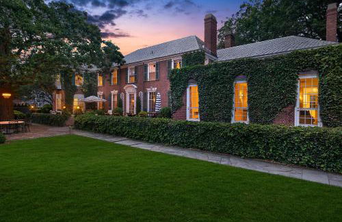 Private Resort Mansion with Pool - Foto 37