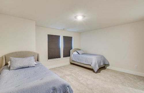 5 Mi to Memorial Stadium and Beach Modern Townhome - Foto 17