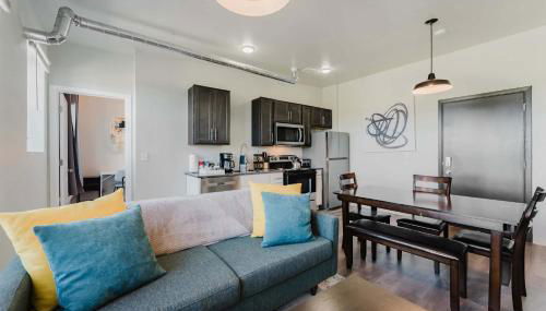 2BR Modern Retreat Near Henry Ford - Foto 4