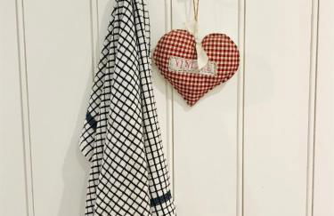 Flower Cottage by Ludlow Castle with Onsite Parking - Photo 26