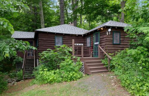 Four Bedroom Lakefront Cabin Rental near Hanover, New Hampshire - Foto 1
