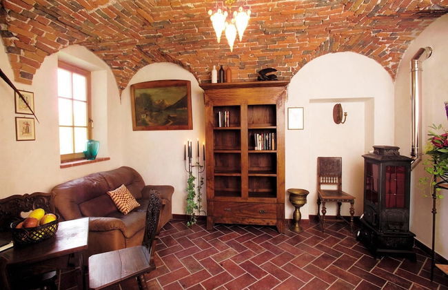 Mansion in Langhe With Pool and Winery Charm - Foto 10