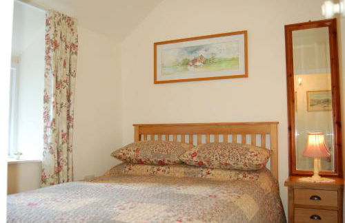 Bronhaul Cottage in Pennal - Photo 2