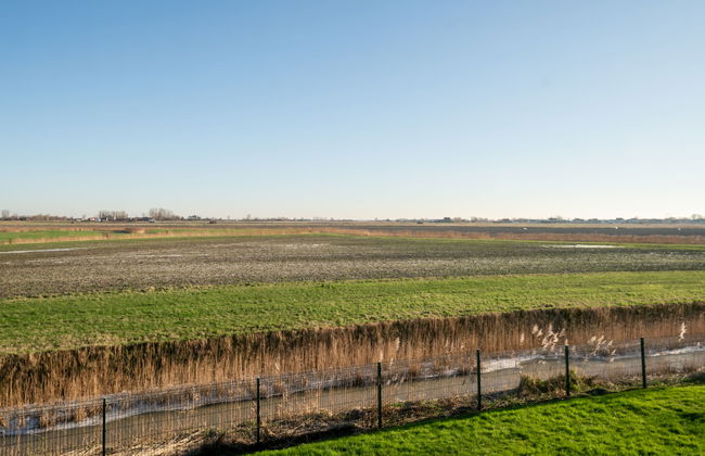 Giuliott with parking and shared pool - Photo 17