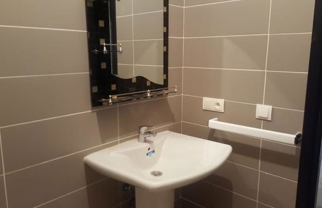 Lilac's garden Vue piscine - Photo 18