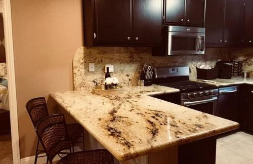 Beautiful Mountain Home - Photo 6