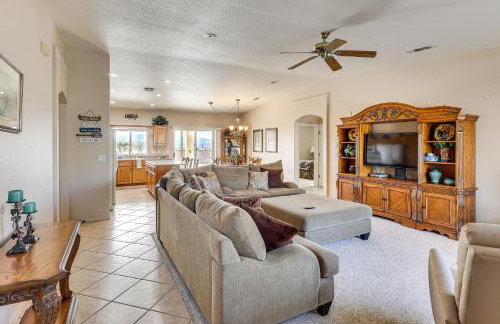 Private Pool, 3 Mi to Water! Lake Havasu City Home - Foto 2