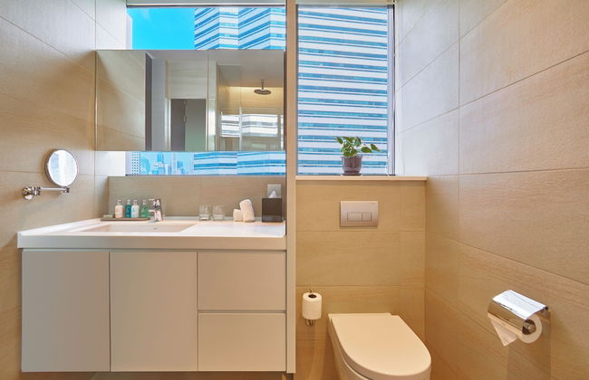 Pan Pacific Serviced Suites Beach Road, Singapore - Photo 16