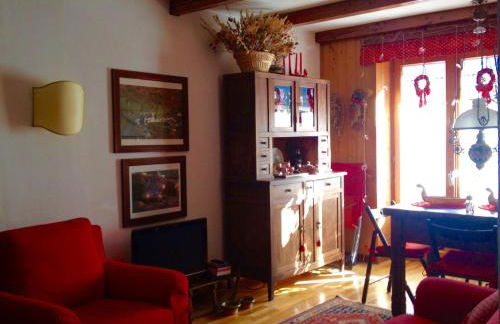 Charming, cozy, and bright apartment - Photo 19