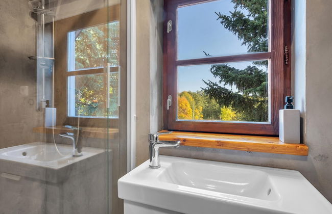 Dolni Branna Kdk11210 - Photo 24