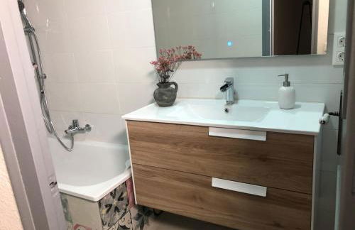 El Paller de Can Puig a la Pera 4/6 pax - Foto 18