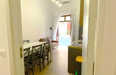 Medusa -IN CENTRO, ARIA CONDIZIONATA e NO ZTL -CITY CENTRE, AIRCON, NO LTZ - Foto 5