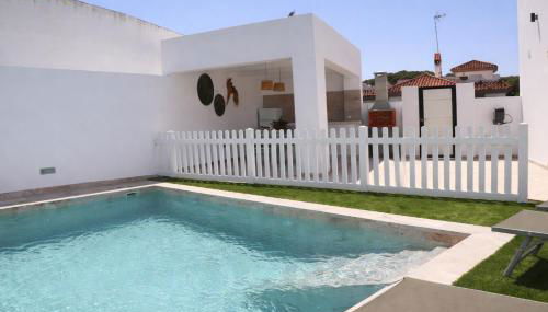 Chalet con piscina en Naveros - Foto 5