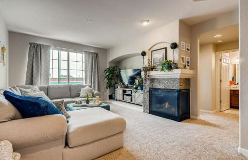 Capital Hill Condo 5 star location With Balcony - Foto 1